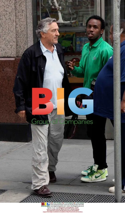Robert De Niro Argues with Photographer
