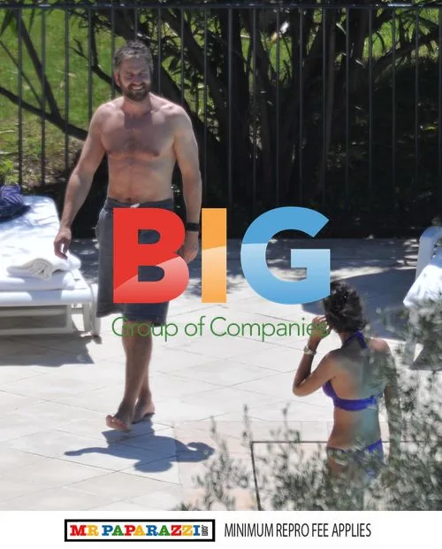 Gerard Butler Spotted with Laurie Cholewa