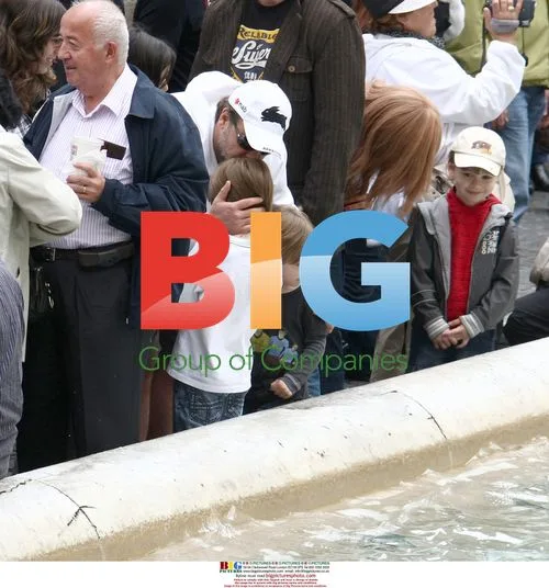 Russell Crowe's Rome Trip with Family