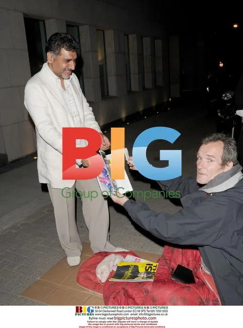 James Caan Buys Copy of The Big Issue