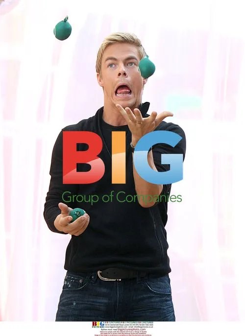 Derek Hough and Nicole Scherzinger on 'Good Morning America'