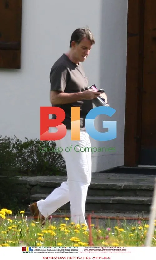 Peter Mandelson and Nathaniel Rothschild in Klosters