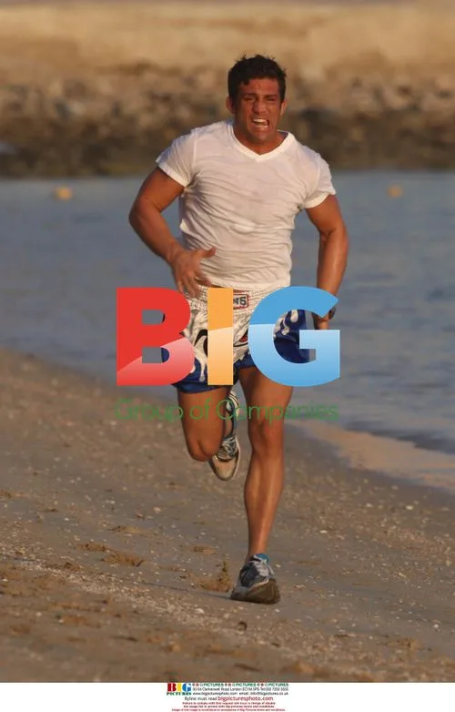 Alex Reid Training on the Beach