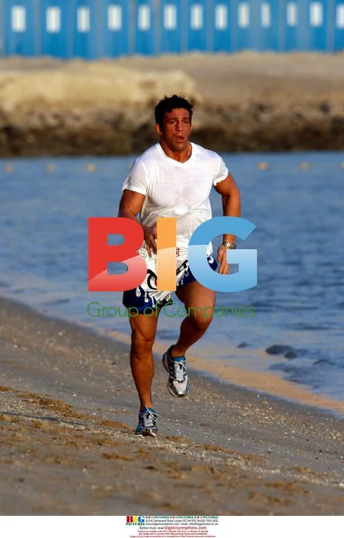 Alex Reid Training on Beach