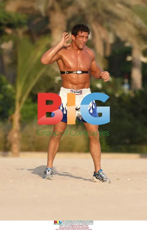 Alex Reid Training on Beach