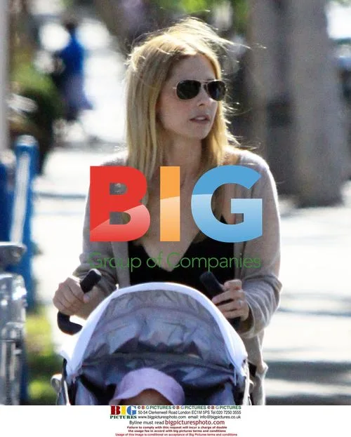 Sarah Michelle Gellar and Daughter in Brentwood