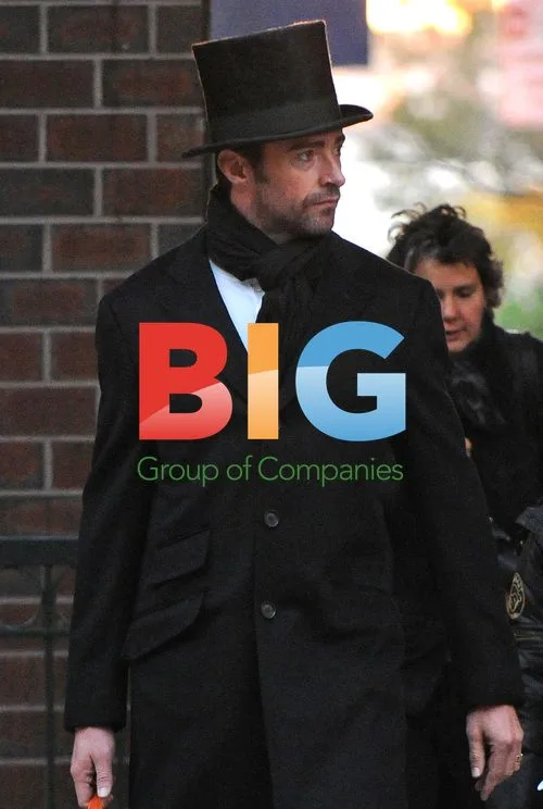Hugh Jackman goes trick-or-treating with kids