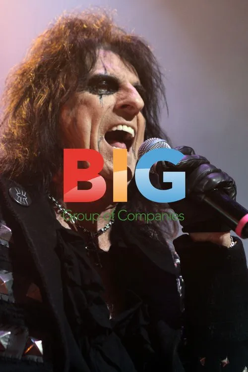 Alice Cooper Performs in London