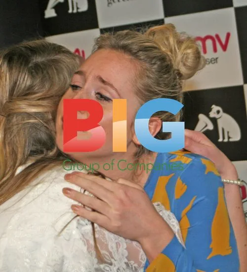 Diana Vickers Book Signing