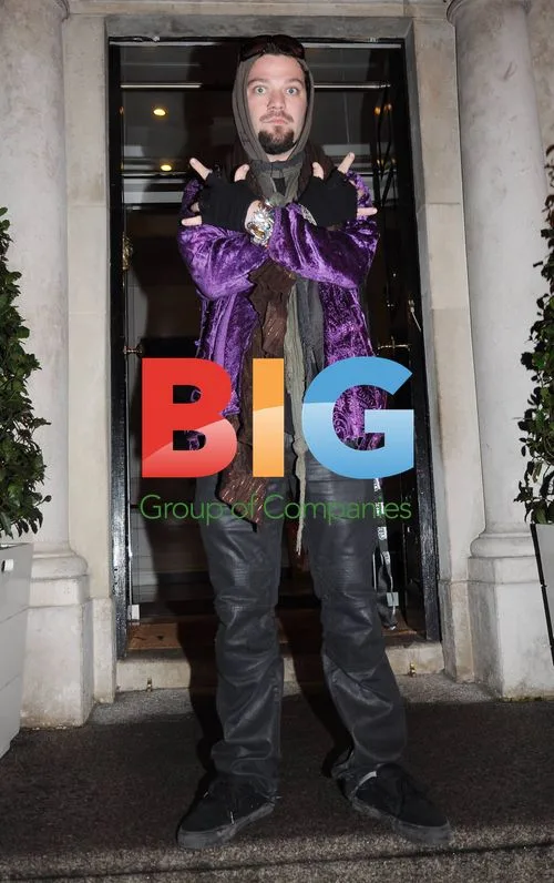 Jackass 3D cast leaves Merrion Hotel