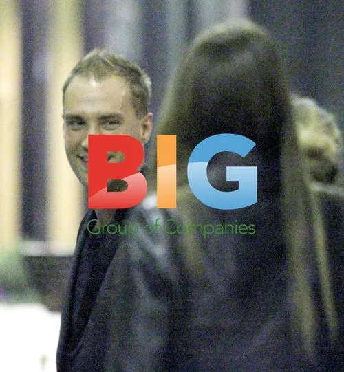 Calum Best Leaves Restaurant in Milan