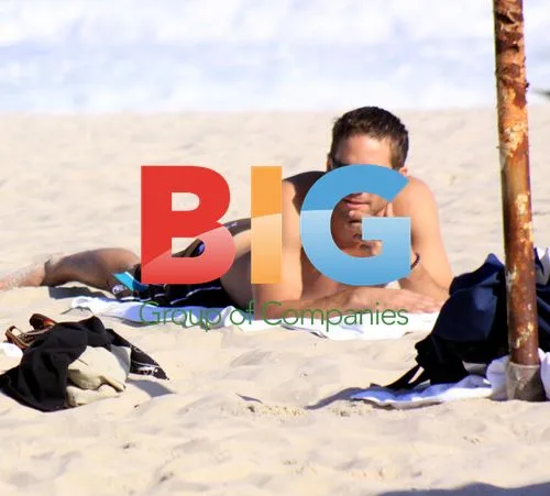 Paul Walker and Jordana Brewster on Copacabana Beach