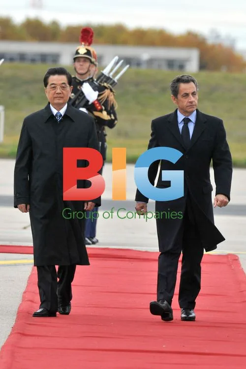 Nicolas Sarkozy and Carla Bruni Greet Chinese President