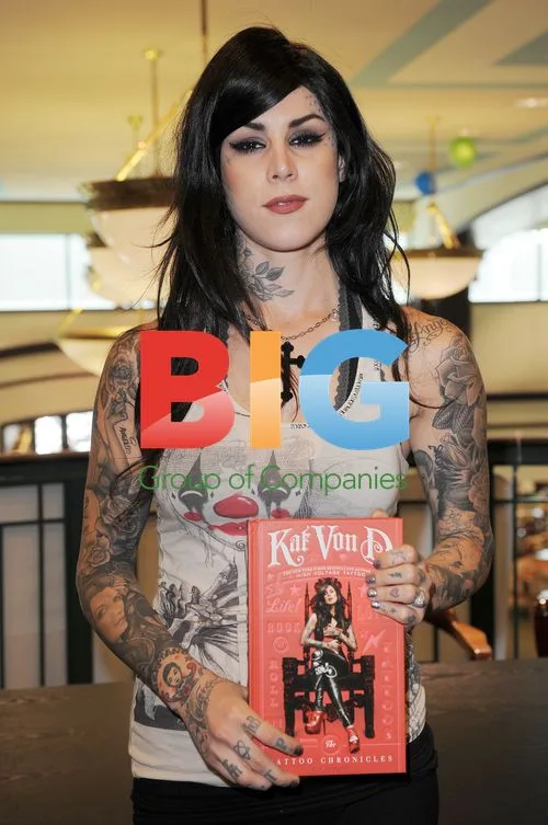 Kat Von D Book Signing in Florida