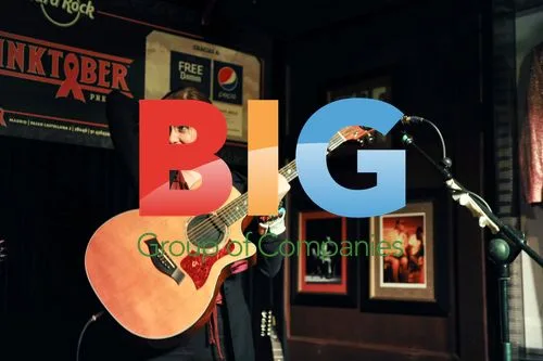 Singer Suzanne Vega Performs at Benefit Show