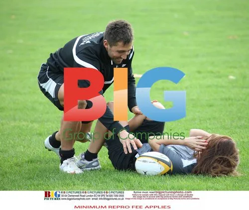 Gavin Henson and Katya Virshilas Practice Rugby