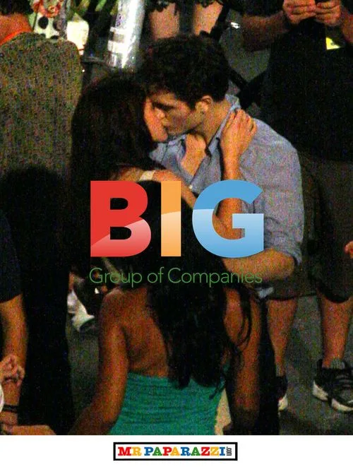 Kirsten Stewart and Robert Pattinson film 'Twilight' in Brazil