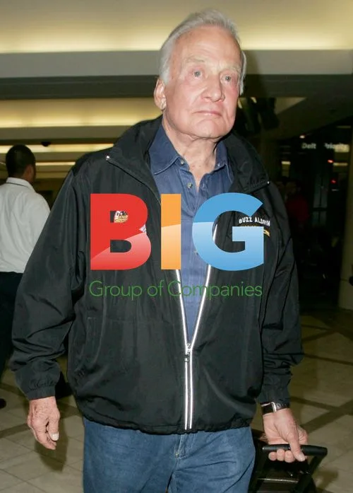 Buzz Aldrin and wife at LAX