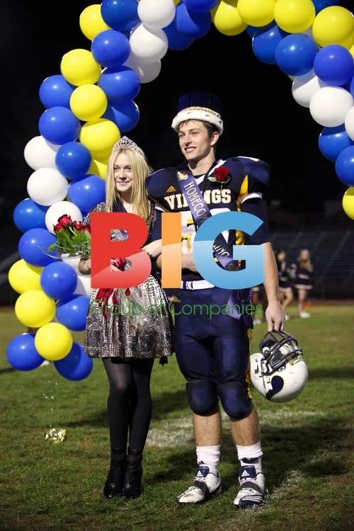 Dakota Fanning Crowned Homecoming Queen