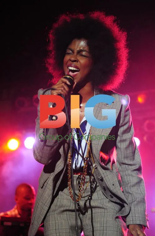 Lauryn Hill Performs at University of Miami