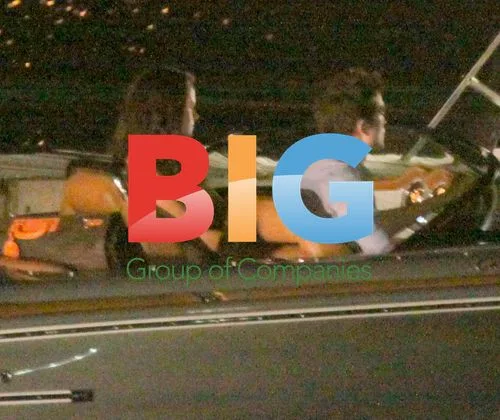Robert Pattinson and Kristen Stewart in Rio