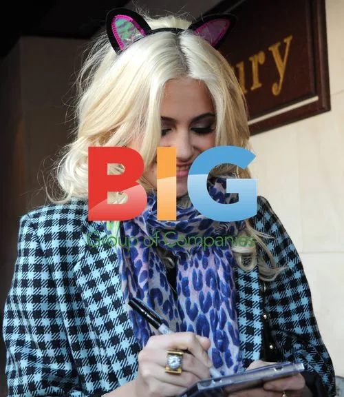 Pixie Lott Promotes Intimate O2 Gig in Dublin