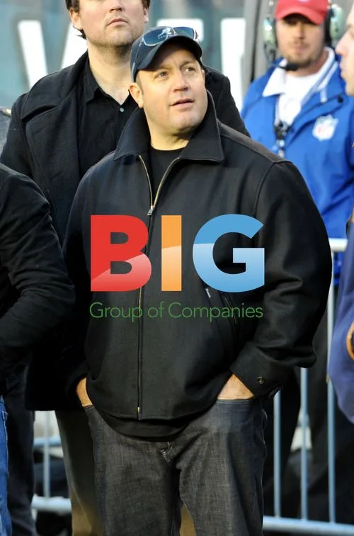 Vince Vaughn and Kevin James at NFL Game