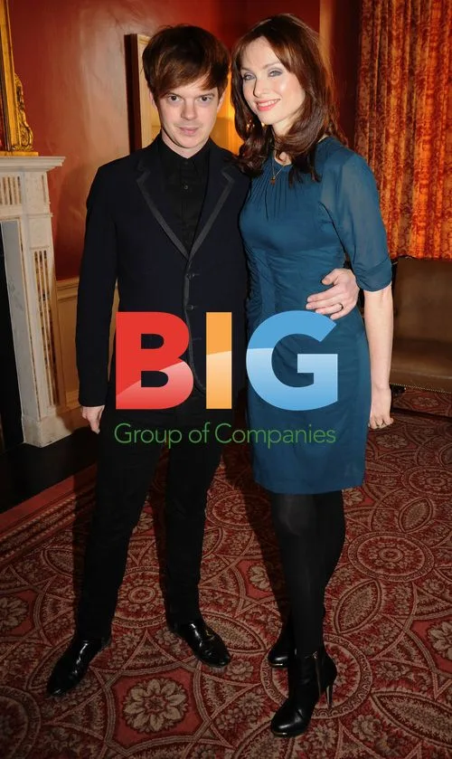 Sophie Ellis-Bextor and Richard Jones demo Kinect