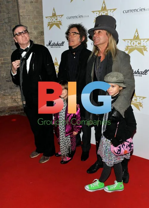 Cheap Trick Receives 'Marshall \'11' Award