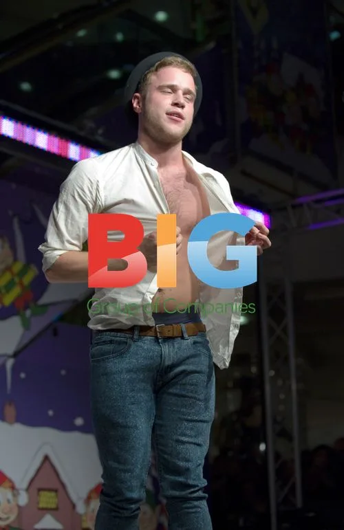 Olly Murs Performs in Paisley