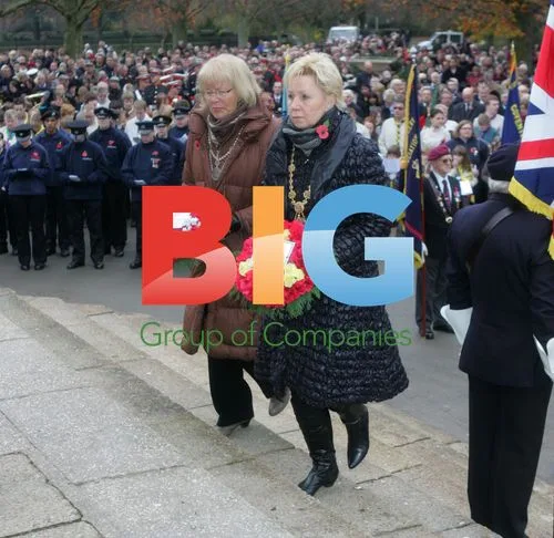 Kiel and Dresden Mayors at Remembrance Parade