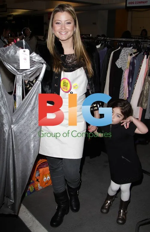 Holly Vallance and daughter at 'Great Garage Sale'