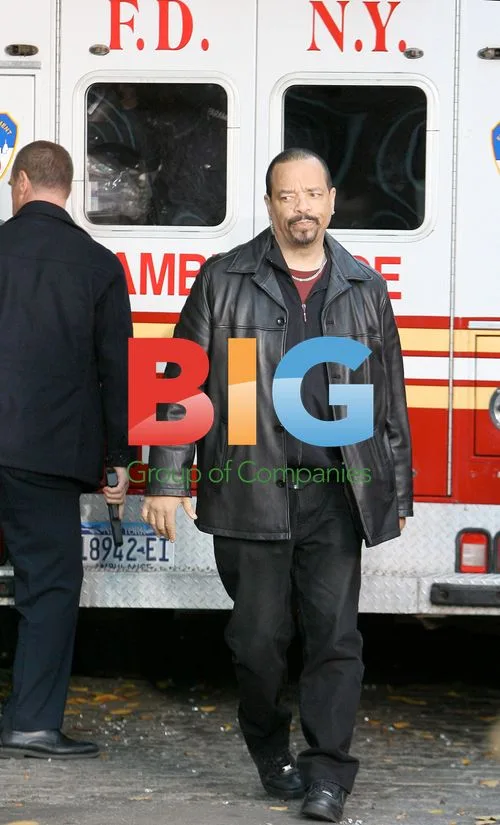 Christopher Meloni and Ice-T on SVU Set
