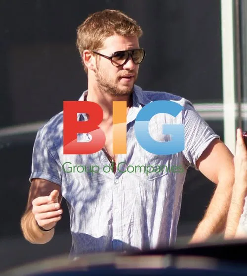 Liam Hemsworth at The Little Door Cafe
