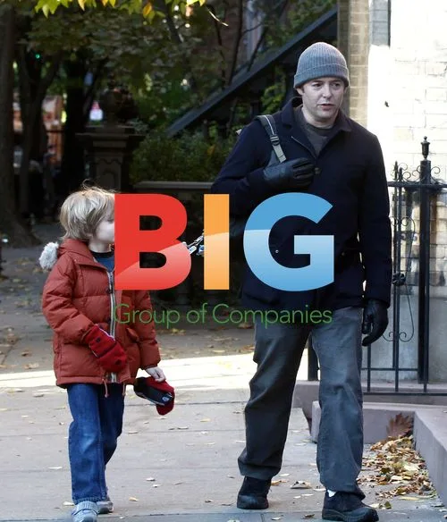 Matthew Broderick Takes Son to School