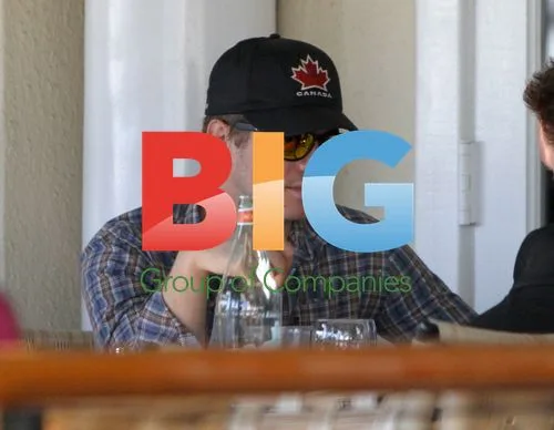 Hayden Christensen Gets Italian Lunch in Beverly Hills