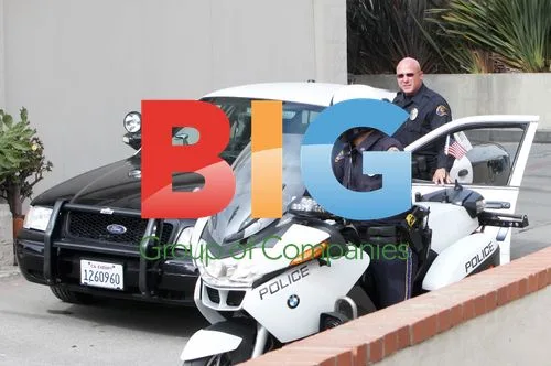 Cops Surround Erin Berry's Home in Hermosa Beach