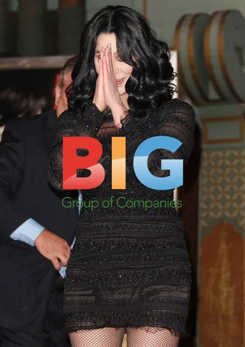 Cher's Hand and Footprint Ceremony
