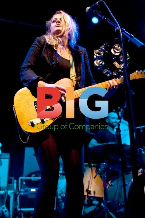 Alice Gold Performs in Norwich, UK