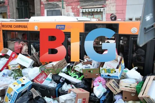 Garbage emergency in Naples