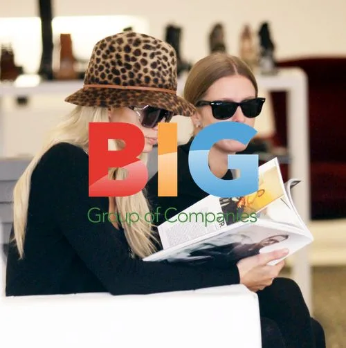 Hilton Sisters Shopping in Beverly Hills