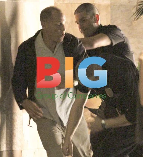 Woody Harrelson Gets 'Roughed Up' on Rampart Set