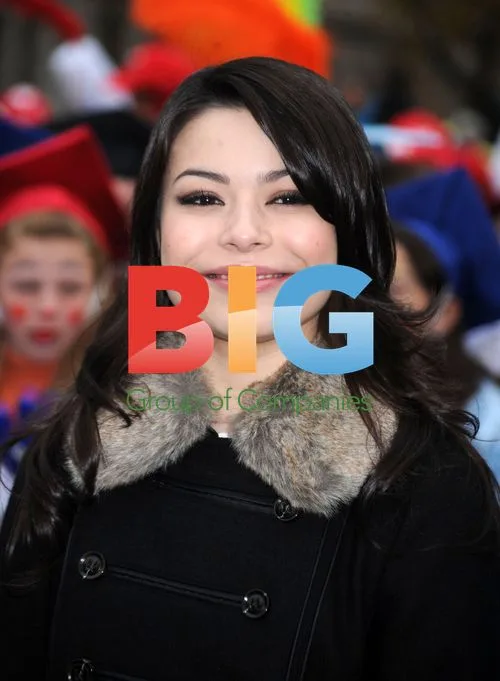 Miranda Cosgrove at Macy's Parade
