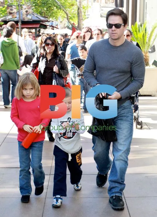 Mark Wahlberg and kids at The Grove