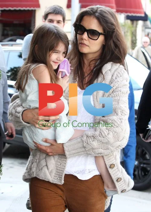 Katie Holmes and Suri out shopping in LA