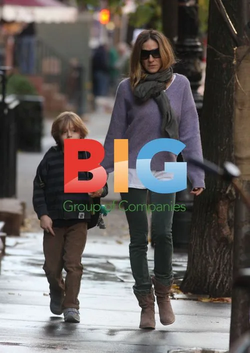 Sarah Jessica Parker walks son in NYC