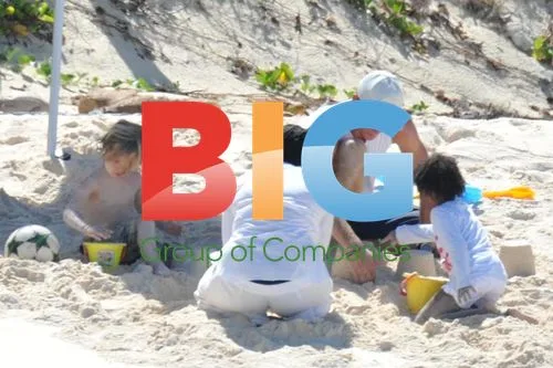 Angelina Jolie and Brad Pitt's Family at Beach