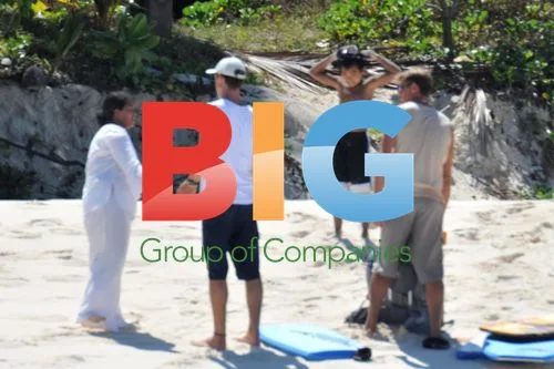 Jolie-Pitt Family Vacation in Seychelles