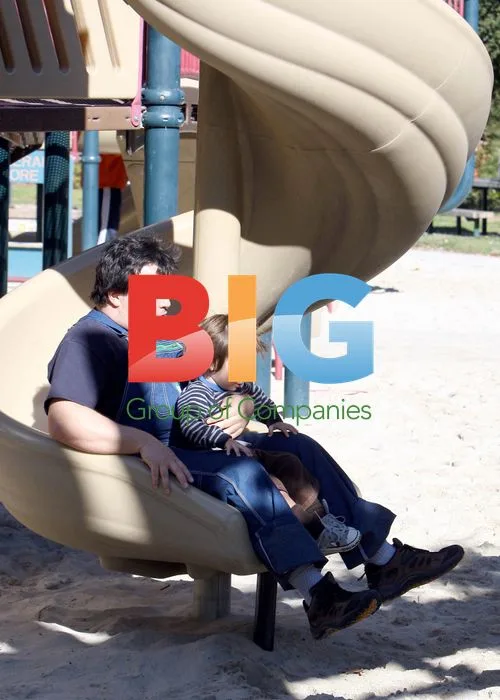 Jack Black Plays with Kids at Park
