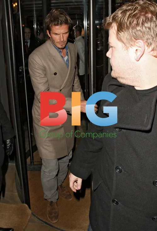 David Beckham Leaves Restaurant with Friends